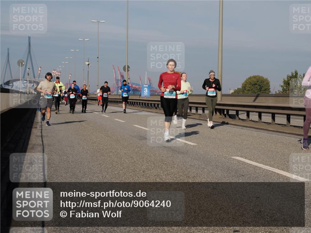 03.10.2025 - Köhlbrandbrückenlauf Fabian Wolf http://msf.ph/oto/9064240 03.10.2025 10:07:26 Position 3  meine-sportfotos.de