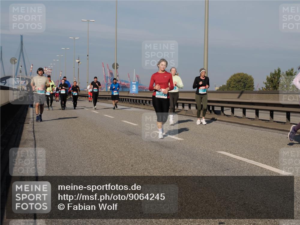 03.10.2025 - Köhlbrandbrückenlauf Fabian Wolf http://msf.ph/oto/9064245 03.10.2025 10:07:26 Position 3  meine-sportfotos.de