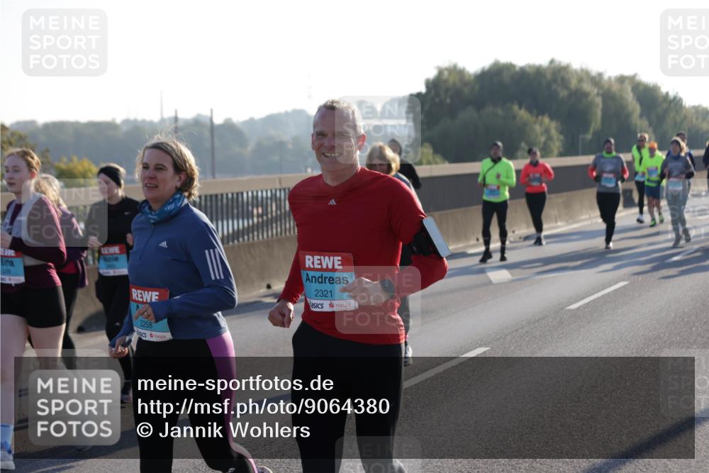 03.10.2025 - Köhlbrandbrückenlauf Jannik Wohlers http://msf.ph/oto/9064380 03.10.2025 09:25:15 Position 3 2258, 2321 meine-sportfotos.de