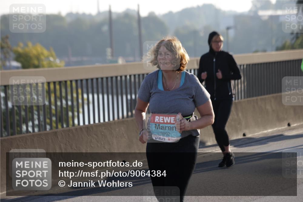 03.10.2025 - Köhlbrandbrückenlauf Jannik Wohlers http://msf.ph/oto/9064384 03.10.2025 09:25:16 Position 3 3692 meine-sportfotos.de