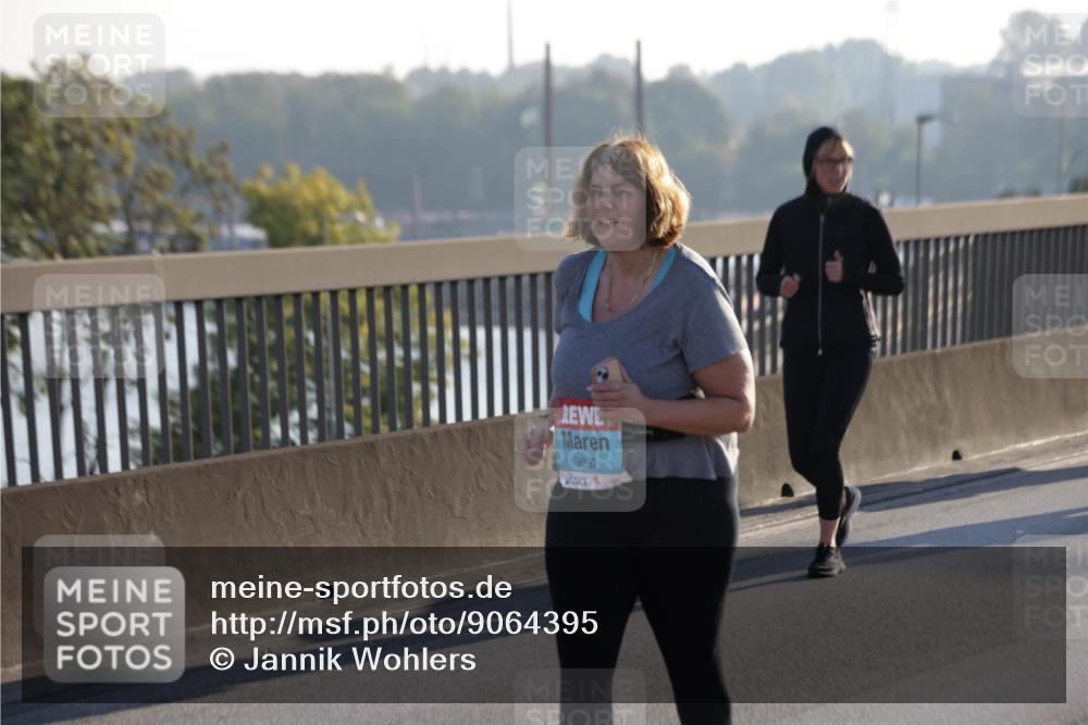 03.10.2025 - Köhlbrandbrückenlauf Jannik Wohlers http://msf.ph/oto/9064395 03.10.2025 09:25:17 Position 3 3692 meine-sportfotos.de