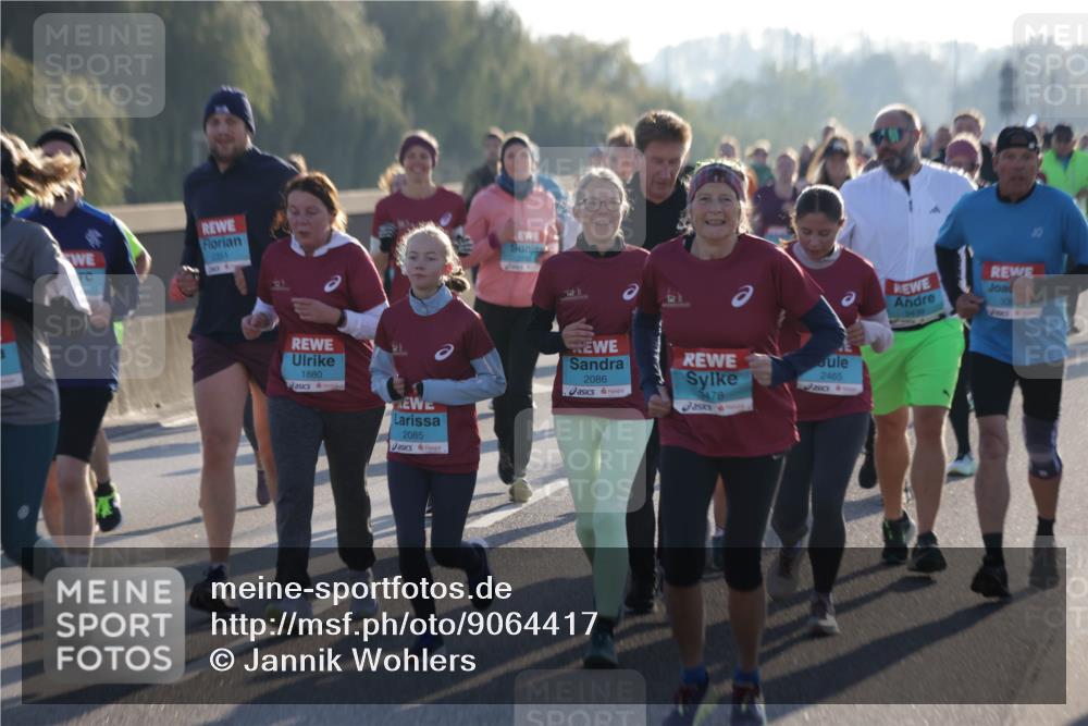 03.10.2025 - Köhlbrandbrückenlauf Jannik Wohlers http://msf.ph/oto/9064417 03.10.2025 09:25:19 Position 3 1880, 2085, 2086, 2465, 3478, 83 meine-sportfotos.de
