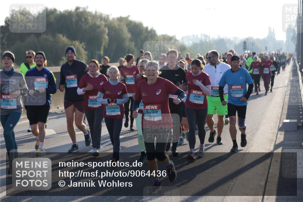 03.10.2025 - Köhlbrandbrückenlauf Jannik Wohlers http://msf.ph/oto/9064436 03.10.2025 09:25:20 Position 3 2371, 2212, 1880, 2085, 3478, 2465 meine-sportfotos.de