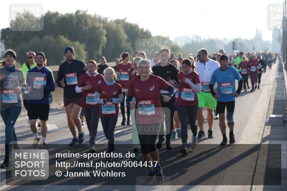 03.10.2025 - Köhlbrandbrückenlauf Jannik Wohlers http://msf.ph/oto/9064437 03.10.2025 09:25:20 Position 3 2212, 1880, 2085, 78, 3393, 2465 meine-sportfotos.de