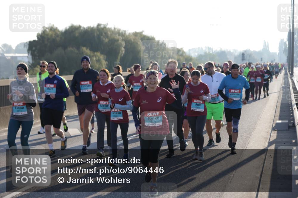 03.10.2025 - Köhlbrandbrückenlauf Jannik Wohlers http://msf.ph/oto/9064446 03.10.2025 09:25:20 Position 3 2212, 2085, 3478, 2465, 3393 meine-sportfotos.de