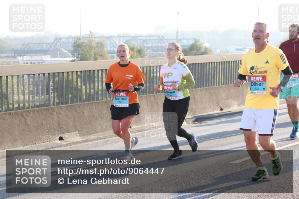 03.10.2025 - Köhlbrandbrückenlauf Lena Gebhardt http://msf.ph/oto/9064447 03.10.2025 09:21:33 Position 1 3339, 2147, 1922, 3177 meine-sportfotos.de
