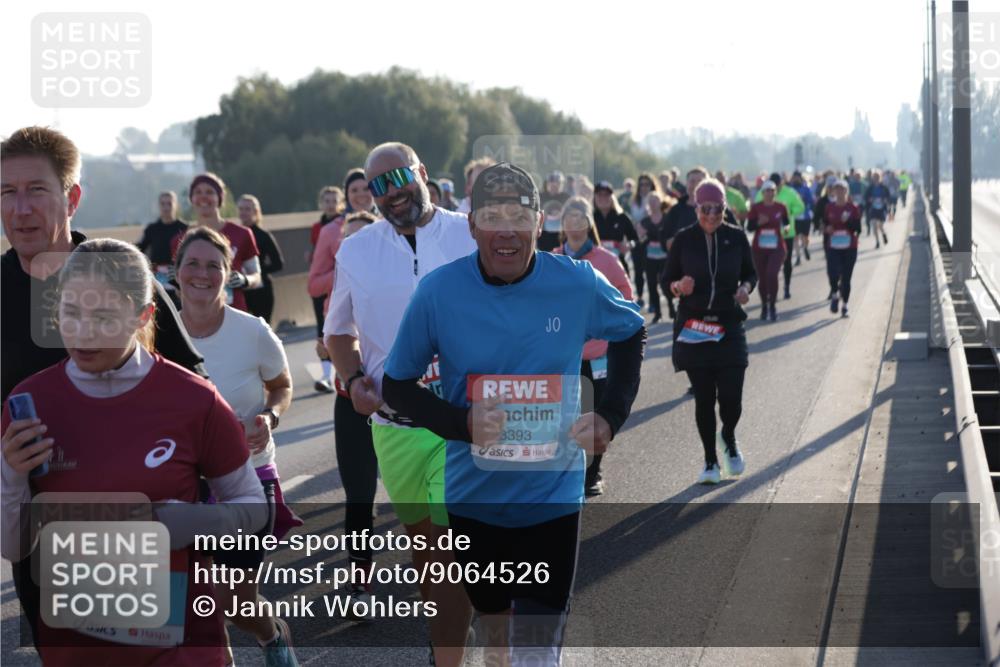 03.10.2025 - Köhlbrandbrückenlauf Jannik Wohlers http://msf.ph/oto/9064526 03.10.2025 09:25:24 Position 3 2465, 3393 meine-sportfotos.de