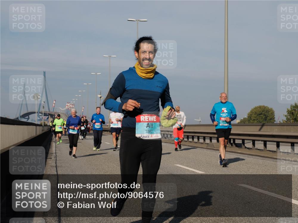 03.10.2025 - Köhlbrandbrückenlauf Fabian Wolf http://msf.ph/oto/9064576 03.10.2025 10:07:44 Position 3 1887 meine-sportfotos.de