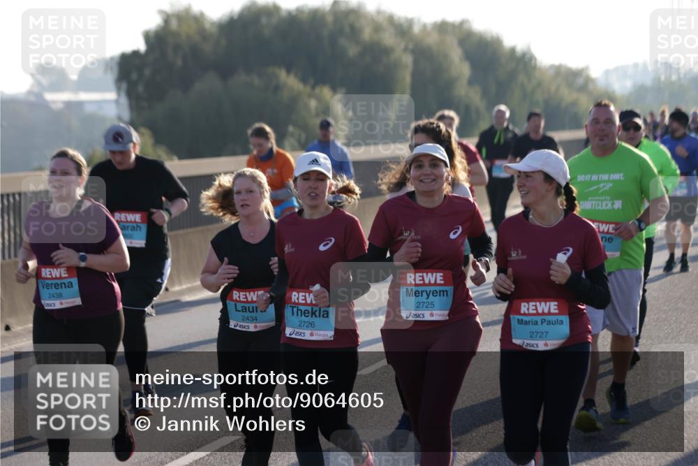 03.10.2025 - Köhlbrandbrückenlauf Jannik Wohlers http://msf.ph/oto/9064605 03.10.2025 09:25:30 Position 3 2438, 2434, 2726, 2725, 2727 meine-sportfotos.de