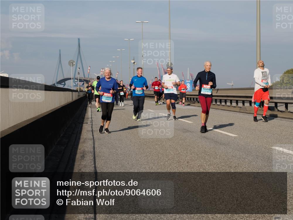 03.10.2025 - Köhlbrandbrückenlauf Fabian Wolf http://msf.ph/oto/9064606 03.10.2025 10:07:46 Position 3  meine-sportfotos.de