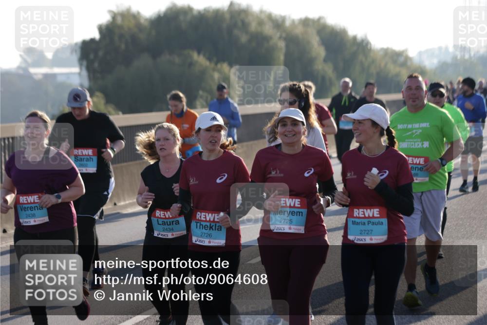 03.10.2025 - Köhlbrandbrückenlauf Jannik Wohlers http://msf.ph/oto/9064608 03.10.2025 09:25:30 Position 3 2438, 2602, 2434, 2726, 2725, 2727, 88 meine-sportfotos.de