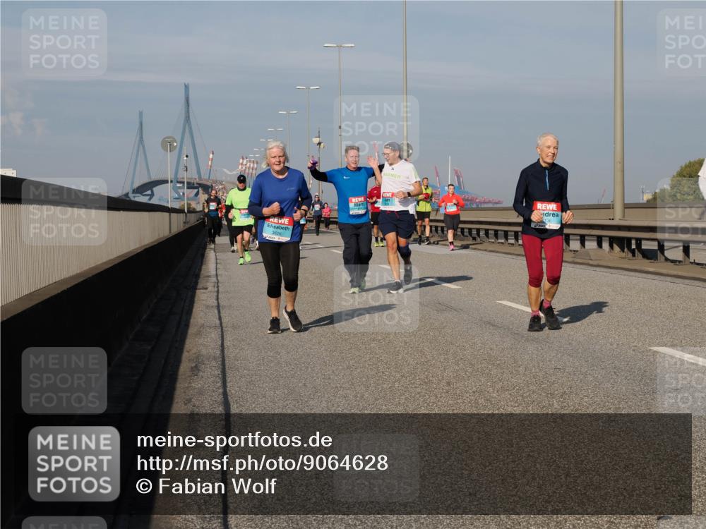 03.10.2025 - Köhlbrandbrückenlauf Fabian Wolf http://msf.ph/oto/9064628 03.10.2025 10:07:47 Position 3 3626, 136 meine-sportfotos.de
