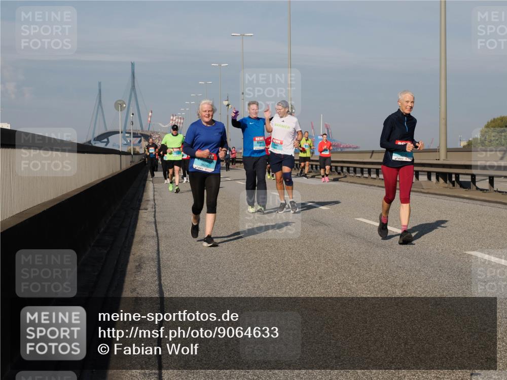 03.10.2025 - Köhlbrandbrückenlauf Fabian Wolf http://msf.ph/oto/9064633 03.10.2025 10:07:47 Position 3  meine-sportfotos.de