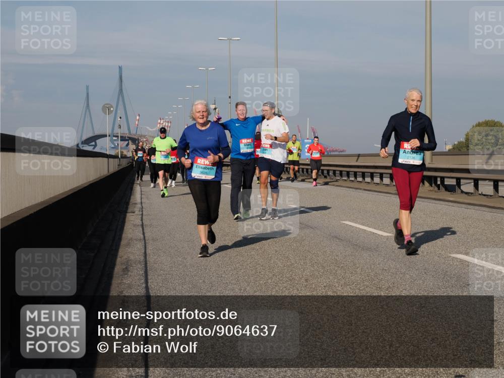 03.10.2025 - Köhlbrandbrückenlauf Fabian Wolf http://msf.ph/oto/9064637 03.10.2025 10:07:48 Position 3 3626, 2136 meine-sportfotos.de