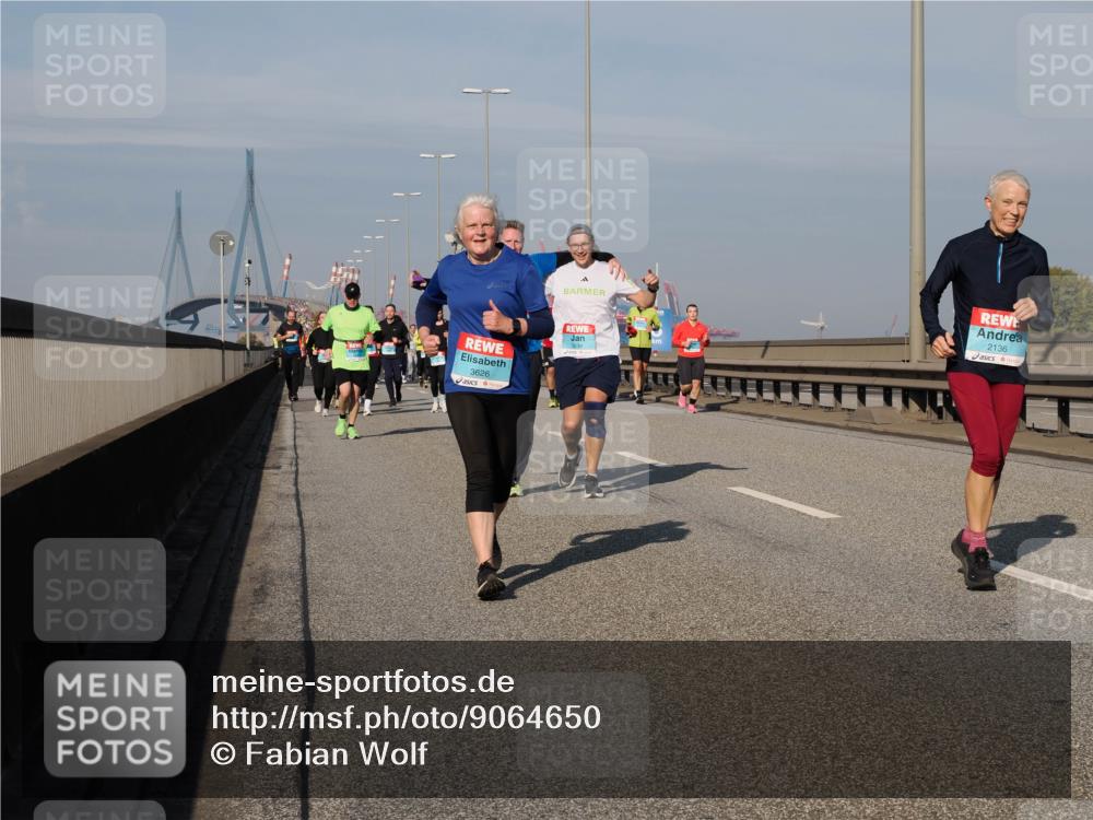 03.10.2025 - Köhlbrandbrückenlauf Fabian Wolf http://msf.ph/oto/9064650 03.10.2025 10:07:48 Position 3 3626, 2136, 3234 meine-sportfotos.de