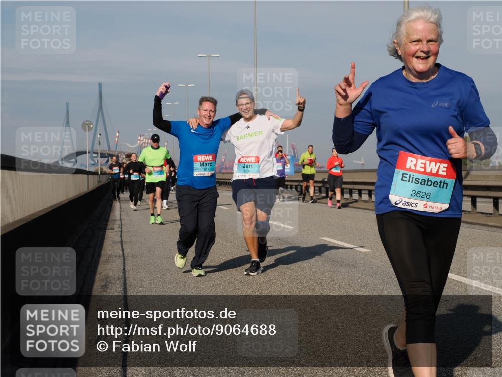03.10.2025 - Köhlbrandbrückenlauf Fabian Wolf http://msf.ph/oto/9064688 03.10.2025 10:07:50 Position 3 1814, 3234, 3626 meine-sportfotos.de