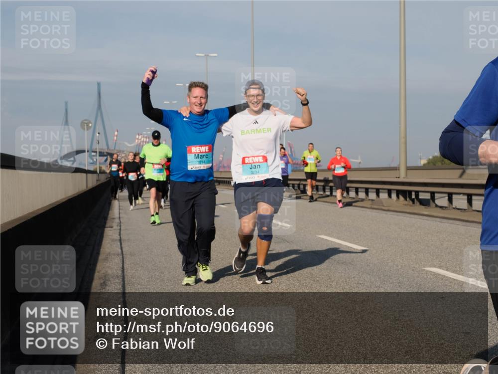 03.10.2025 - Köhlbrandbrückenlauf Fabian Wolf http://msf.ph/oto/9064696 03.10.2025 10:07:51 Position 3 1814, 3234 meine-sportfotos.de