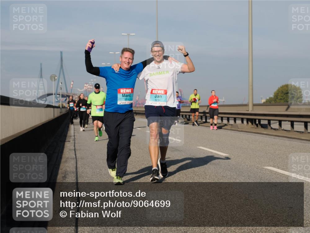 03.10.2025 - Köhlbrandbrückenlauf Fabian Wolf http://msf.ph/oto/9064699 03.10.2025 10:07:51 Position 3 1814, 3234 meine-sportfotos.de