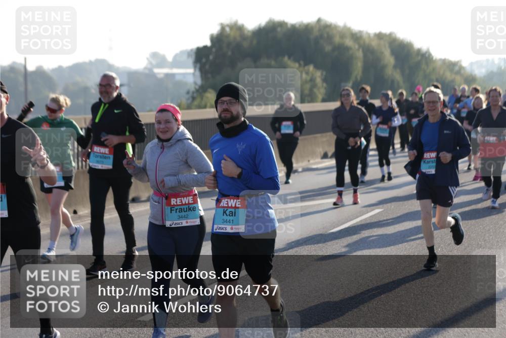 03.10.2025 - Köhlbrandbrückenlauf Jannik Wohlers http://msf.ph/oto/9064737 03.10.2025 09:25:37 Position 3 3442, 3441, 225 meine-sportfotos.de