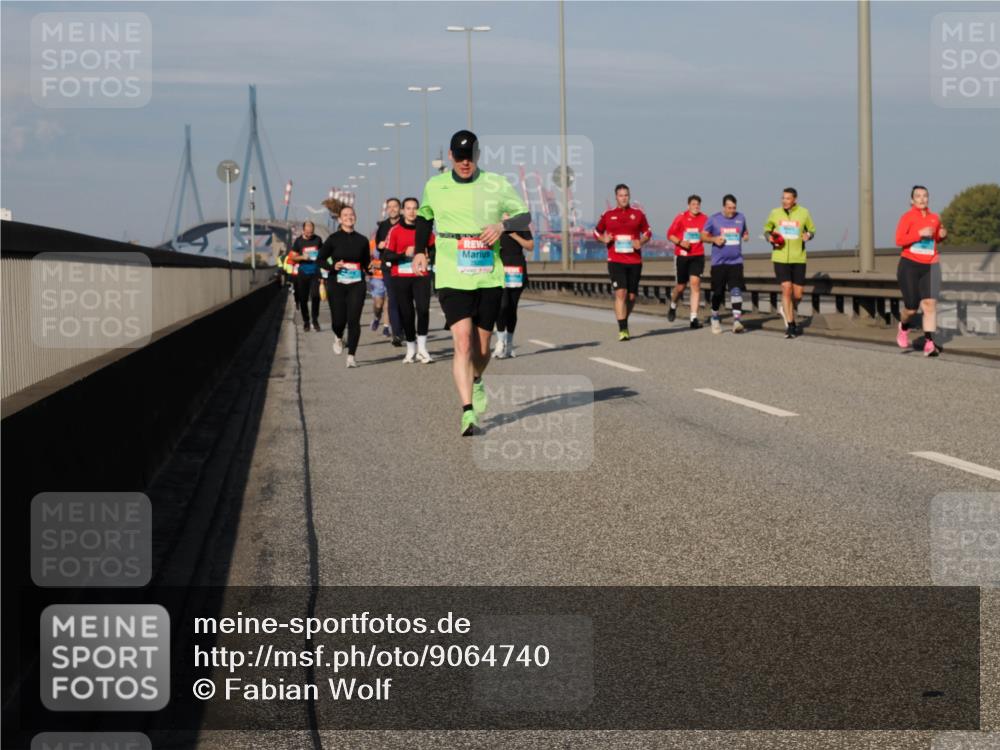03.10.2025 - Köhlbrandbrückenlauf Fabian Wolf http://msf.ph/oto/9064740 03.10.2025 10:07:54 Position 3  meine-sportfotos.de