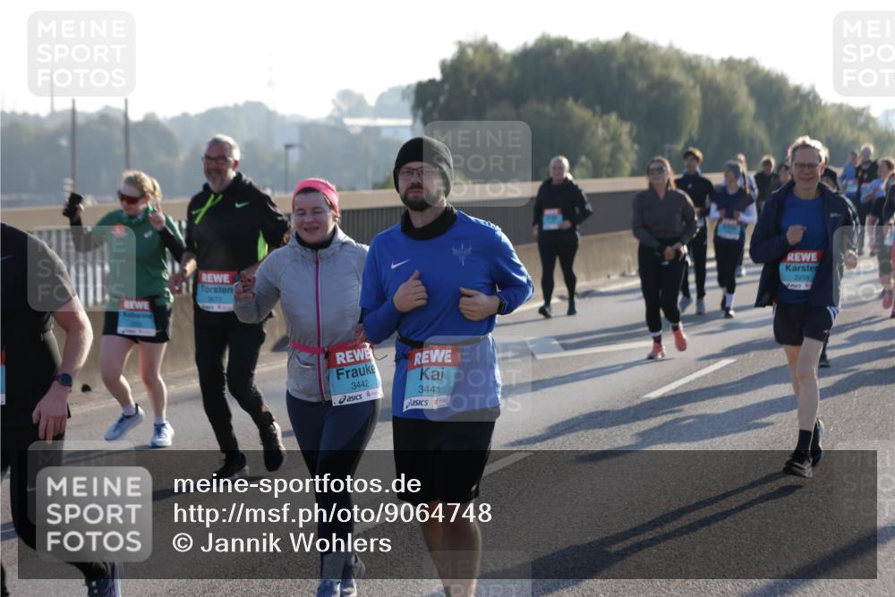 03.10.2025 - Köhlbrandbrückenlauf Jannik Wohlers http://msf.ph/oto/9064748 03.10.2025 09:25:37 Position 3 3673, 3442, 3441, 2259 meine-sportfotos.de