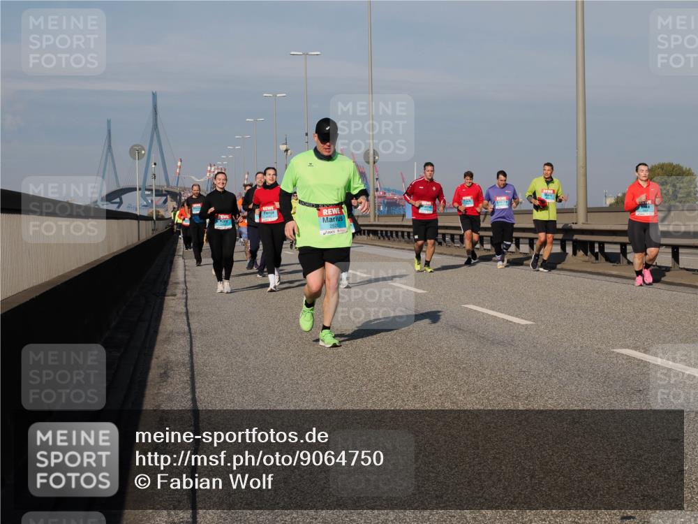 03.10.2025 - Köhlbrandbrückenlauf Fabian Wolf http://msf.ph/oto/9064750 03.10.2025 10:07:54 Position 3  meine-sportfotos.de