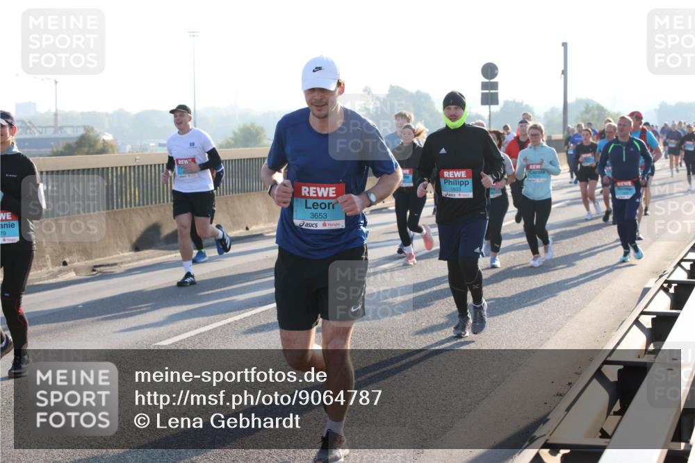 03.10.2025 - Köhlbrandbrückenlauf Lena Gebhardt http://msf.ph/oto/9064787 03.10.2025 09:21:49 Position 1 79, 3653, 1833 meine-sportfotos.de