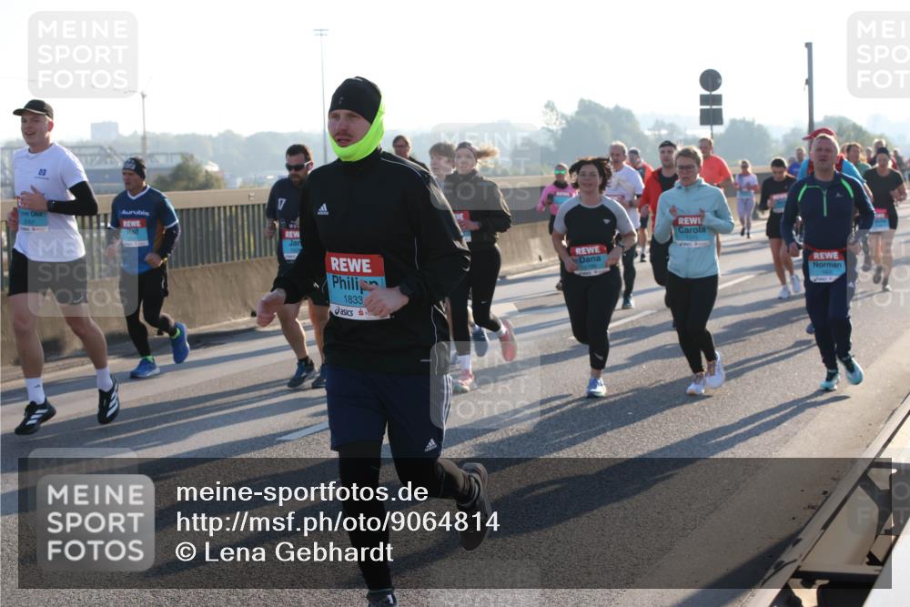 03.10.2025 - Köhlbrandbrückenlauf Lena Gebhardt http://msf.ph/oto/9064814 03.10.2025 09:21:51 Position 1 0, 3157, 17, 1833 meine-sportfotos.de