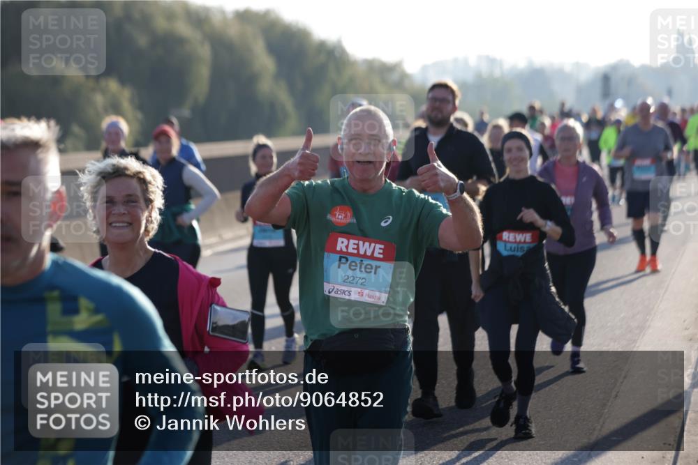 03.10.2025 - Köhlbrandbrückenlauf Jannik Wohlers http://msf.ph/oto/9064852 03.10.2025 09:25:44 Position 3 2272 meine-sportfotos.de