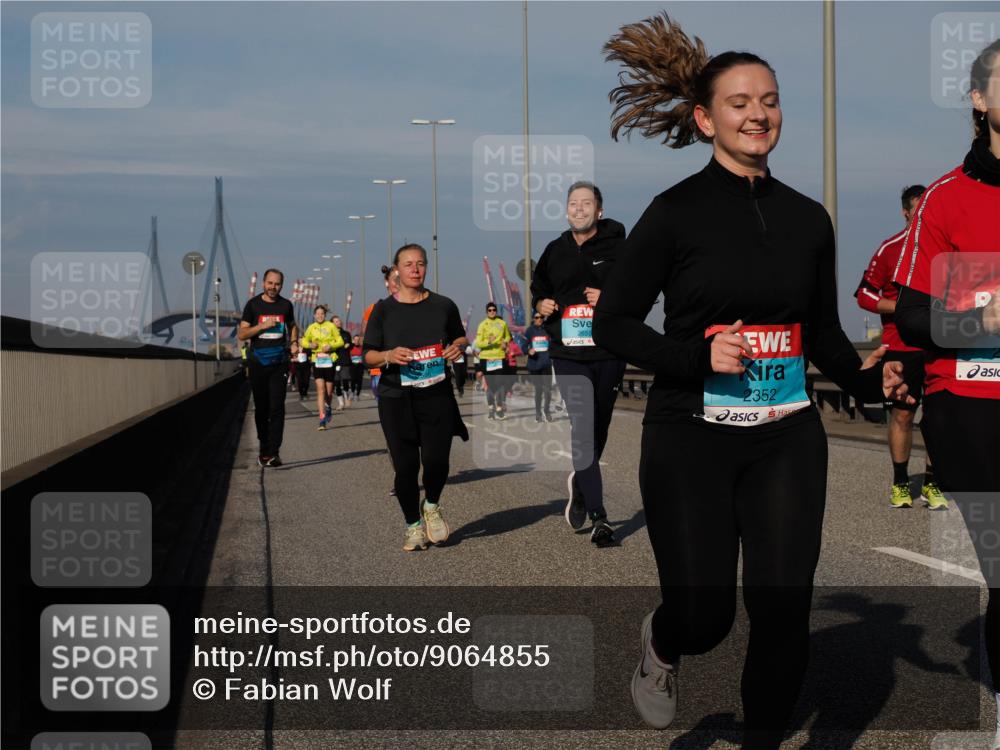03.10.2025 - Köhlbrandbrückenlauf Fabian Wolf http://msf.ph/oto/9064855 03.10.2025 10:08:00 Position 3 2655, 2352 meine-sportfotos.de
