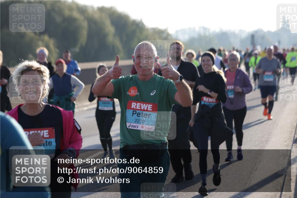 03.10.2025 - Köhlbrandbrückenlauf Jannik Wohlers http://msf.ph/oto/9064859 03.10.2025 09:25:45 Position 3 16, 2272 meine-sportfotos.de