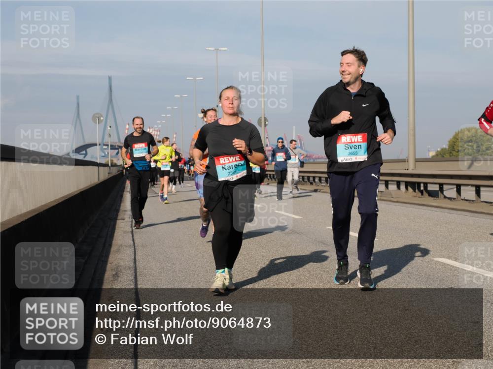 03.10.2025 - Köhlbrandbrückenlauf Fabian Wolf http://msf.ph/oto/9064873 03.10.2025 10:08:01 Position 3 2586, 2655 meine-sportfotos.de