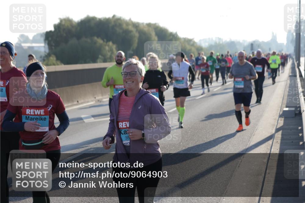 03.10.2025 - Köhlbrandbrückenlauf Jannik Wohlers http://msf.ph/oto/9064903 03.10.2025 09:25:49 Position 3 35 meine-sportfotos.de