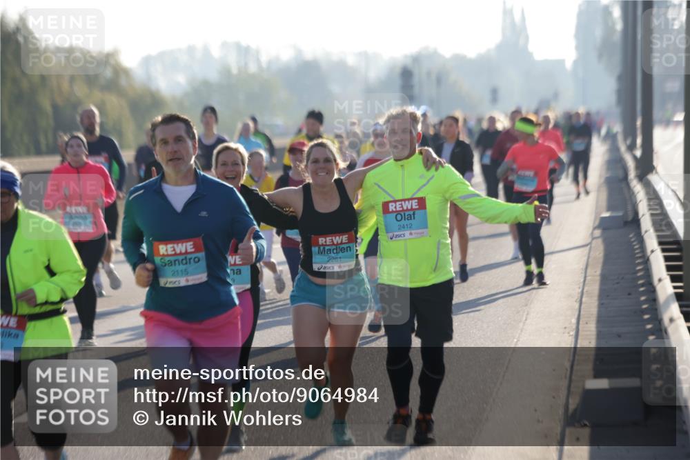 03.10.2025 - Köhlbrandbrückenlauf Jannik Wohlers http://msf.ph/oto/9064984 03.10.2025 09:25:57 Position 3 2115, 2261, 2412 meine-sportfotos.de
