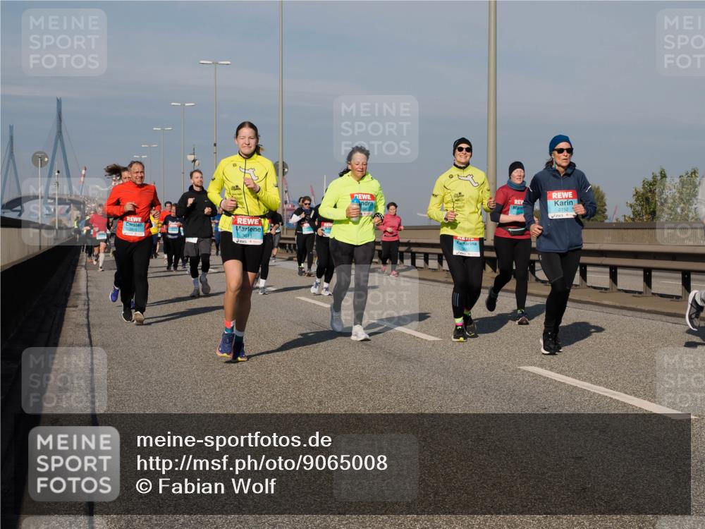 03.10.2025 - Köhlbrandbrückenlauf Fabian Wolf http://msf.ph/oto/9065008 03.10.2025 10:08:08 Position 3 2835, 2752 meine-sportfotos.de