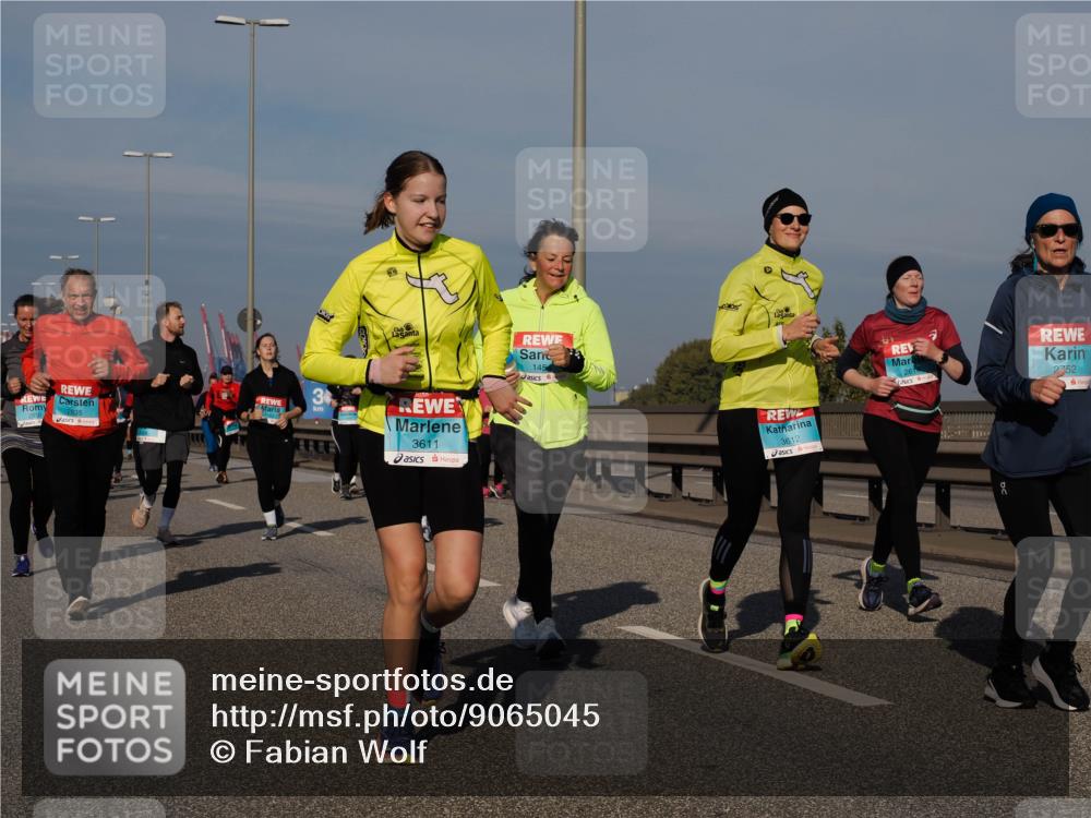 03.10.2025 - Köhlbrandbrückenlauf Fabian Wolf http://msf.ph/oto/9065045 03.10.2025 10:08:10 Position 3 2835, 3, 3611, 145, 3612, 261, 2752 meine-sportfotos.de