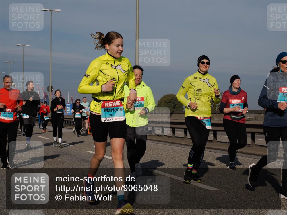 03.10.2025 - Köhlbrandbrückenlauf Fabian Wolf http://msf.ph/oto/9065048 03.10.2025 10:08:10 Position 3 2835, 3611, 454, 27 meine-sportfotos.de