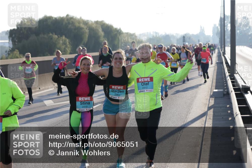 03.10.2025 - Köhlbrandbrückenlauf Jannik Wohlers http://msf.ph/oto/9065051 03.10.2025 09:26:01 Position 3 2419, 2261, 2412 meine-sportfotos.de