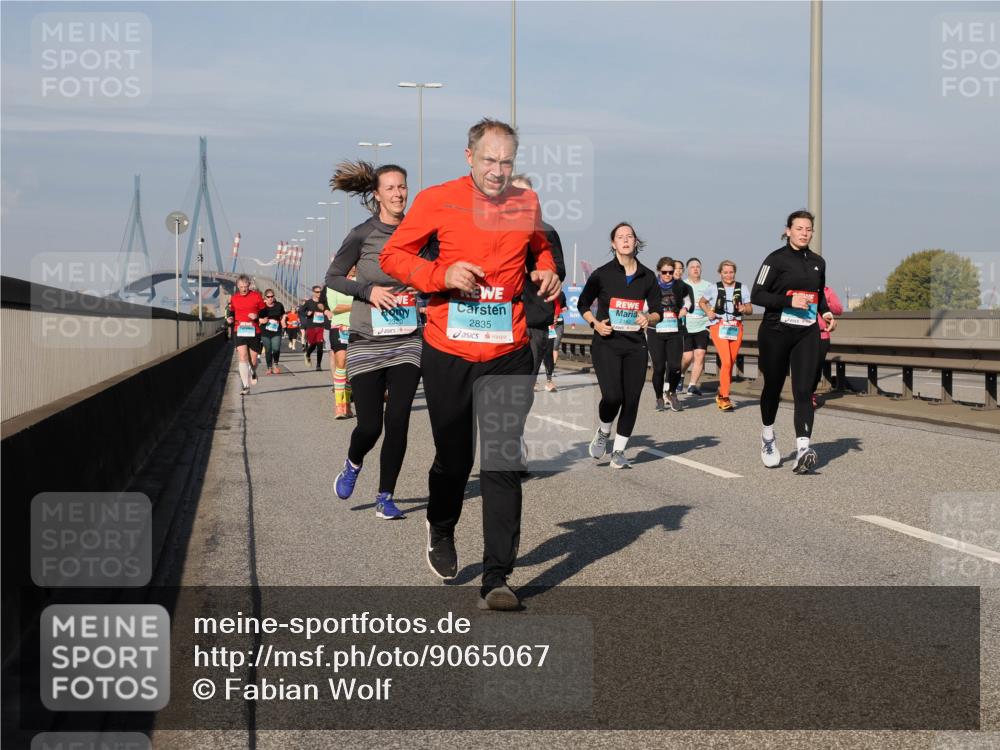 03.10.2025 - Köhlbrandbrückenlauf Fabian Wolf http://msf.ph/oto/9065067 03.10.2025 10:08:12 Position 3 2835, 2162 meine-sportfotos.de