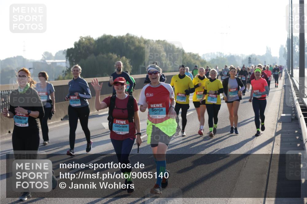 03.10.2025 - Köhlbrandbrückenlauf Jannik Wohlers http://msf.ph/oto/9065140 03.10.2025 09:26:06 Position 3 2159, 2443, 45, 20, 3413, 3412 meine-sportfotos.de