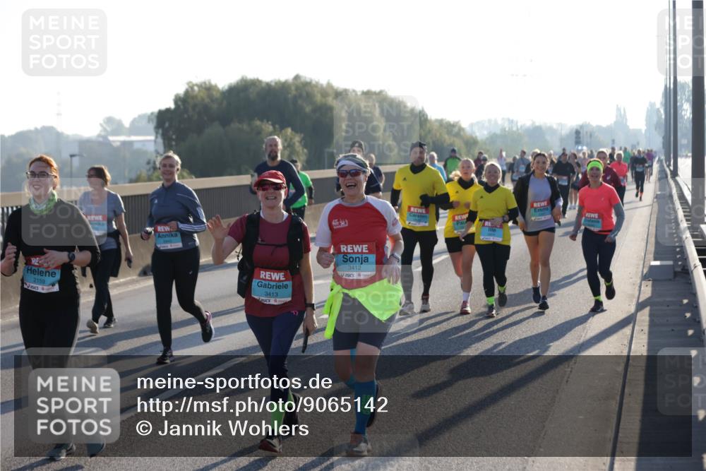 03.10.2025 - Köhlbrandbrückenlauf Jannik Wohlers http://msf.ph/oto/9065142 03.10.2025 09:26:06 Position 3 2159, 3413, 455721, 3412 meine-sportfotos.de