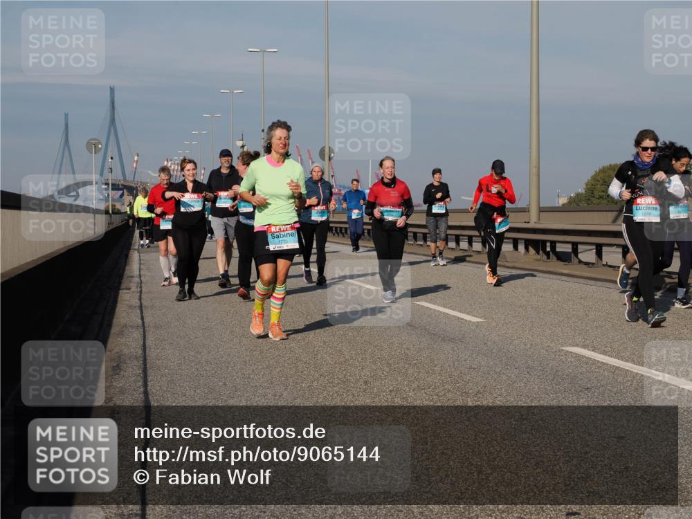03.10.2025 - Köhlbrandbrückenlauf Fabian Wolf http://msf.ph/oto/9065144 03.10.2025 10:08:16 Position 3 1775, 1579 meine-sportfotos.de