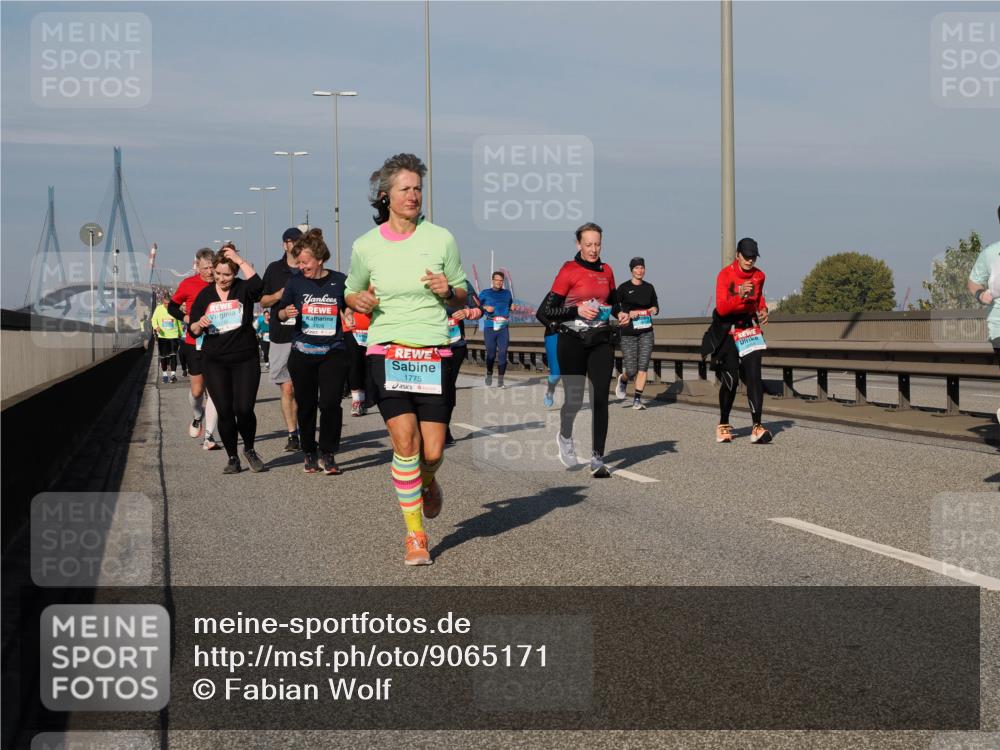 03.10.2025 - Köhlbrandbrückenlauf Fabian Wolf http://msf.ph/oto/9065171 03.10.2025 10:08:17 Position 3 1926, 1775 meine-sportfotos.de