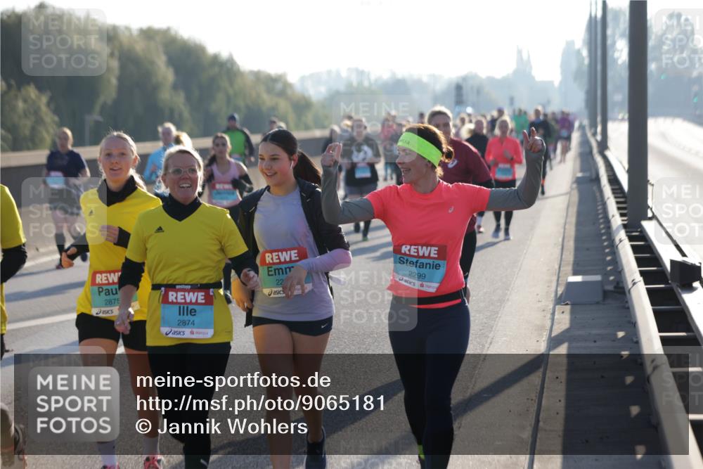 03.10.2025 - Köhlbrandbrückenlauf Jannik Wohlers http://msf.ph/oto/9065181 03.10.2025 09:26:08 Position 3 2875, 2874, 22, 2299 meine-sportfotos.de