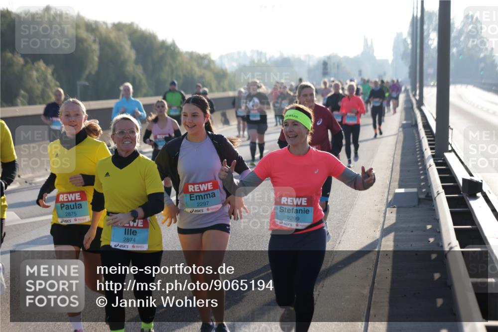 03.10.2025 - Köhlbrandbrückenlauf Jannik Wohlers http://msf.ph/oto/9065194 03.10.2025 09:26:08 Position 3 2875, 2874, 2297, 2299 meine-sportfotos.de