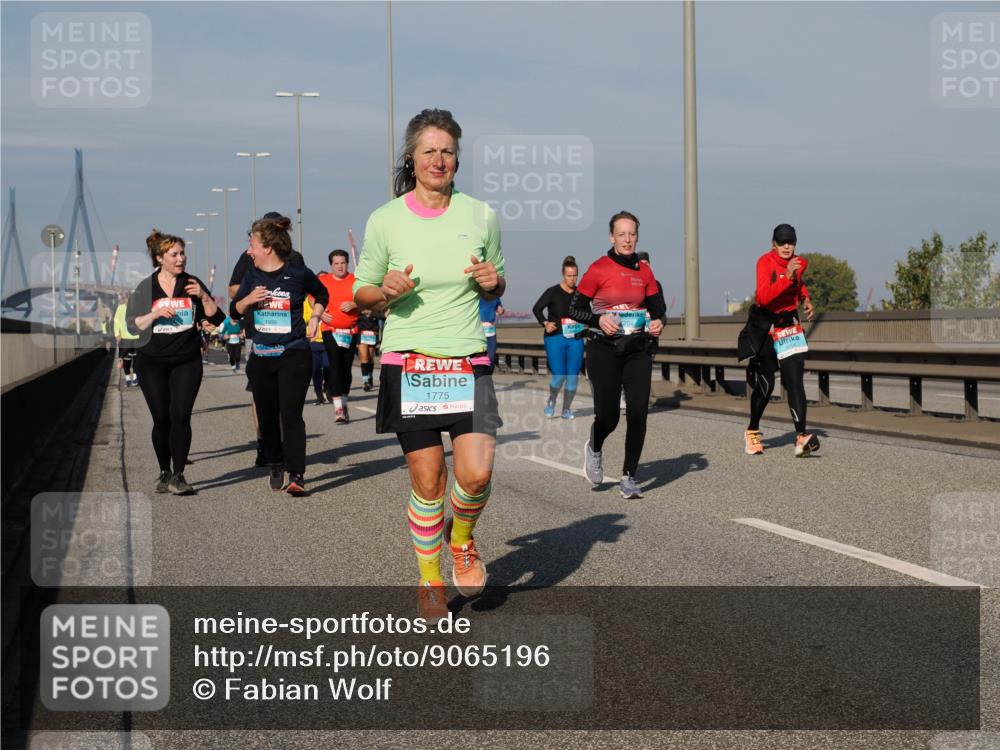 03.10.2025 - Köhlbrandbrückenlauf Fabian Wolf http://msf.ph/oto/9065196 03.10.2025 10:08:18 Position 3 1926, 1775 meine-sportfotos.de