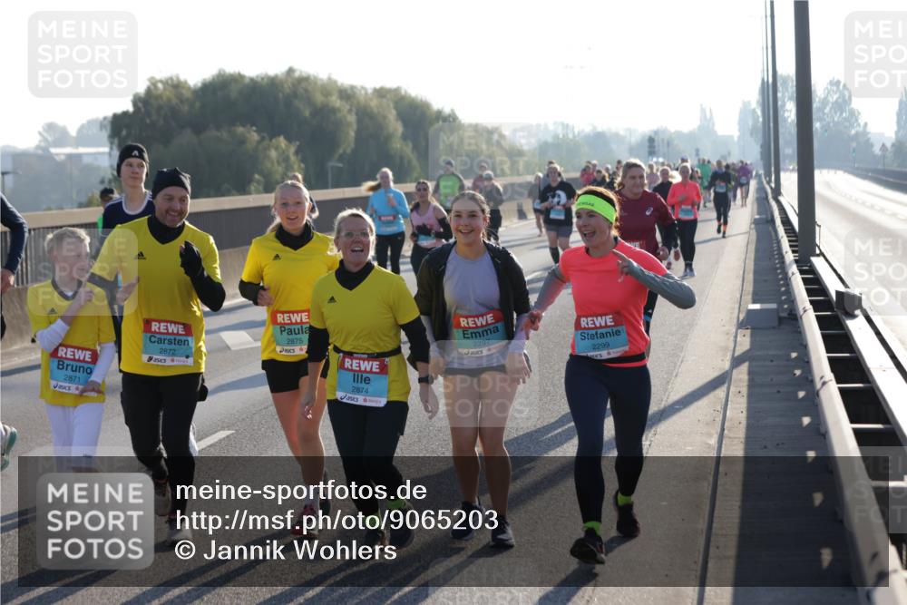 03.10.2025 - Köhlbrandbrückenlauf Jannik Wohlers http://msf.ph/oto/9065203 03.10.2025 09:26:09 Position 3 2872, 2871, 2875, 2874, 2297, 2299 meine-sportfotos.de