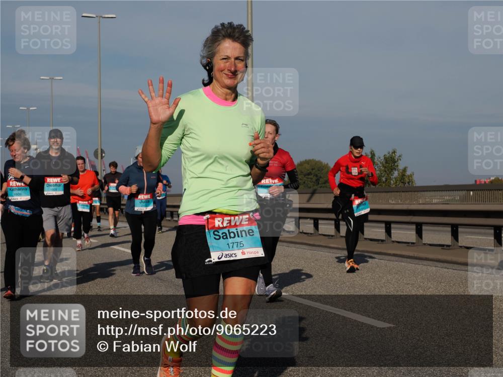 03.10.2025 - Köhlbrandbrückenlauf Fabian Wolf http://msf.ph/oto/9065223 03.10.2025 10:08:19 Position 3 1926, 1929, 1775 meine-sportfotos.de