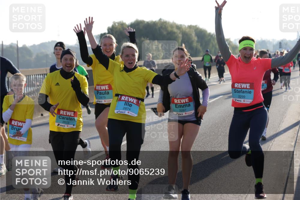 03.10.2025 - Köhlbrandbrückenlauf Jannik Wohlers http://msf.ph/oto/9065239 03.10.2025 09:26:09 Position 3 28, 2872, 2875, 2874, 2297, 2299 meine-sportfotos.de