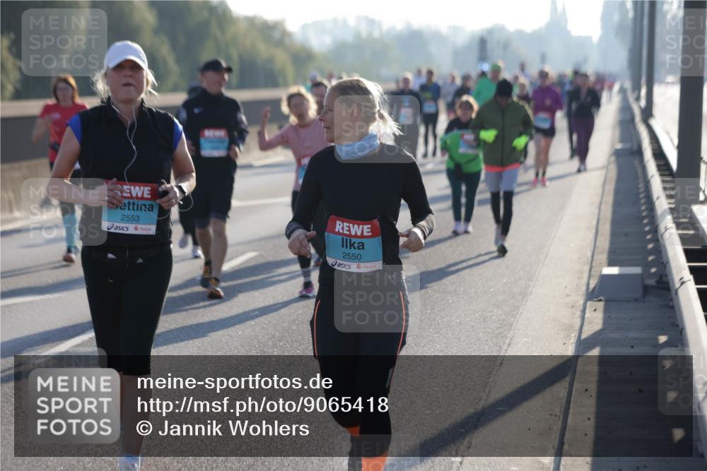 03.10.2025 - Köhlbrandbrückenlauf Jannik Wohlers http://msf.ph/oto/9065418 03.10.2025 09:26:23 Position 3 2553, 2550 meine-sportfotos.de